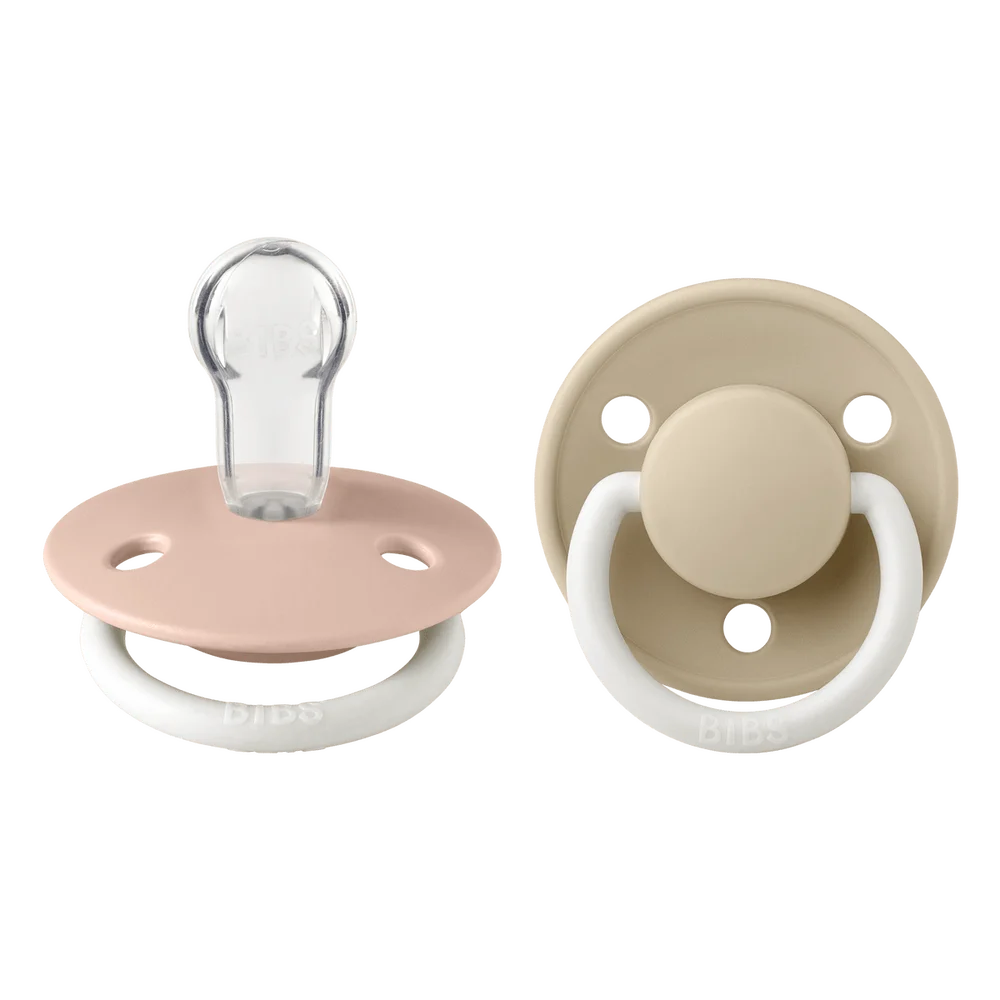BIBS De Lux GLOW Silicone Onesize 2 pak – Flere farger v:6235520 BIBS De Lux GLOW Silicone Onesize 2 pak – Flere farger v:6235520