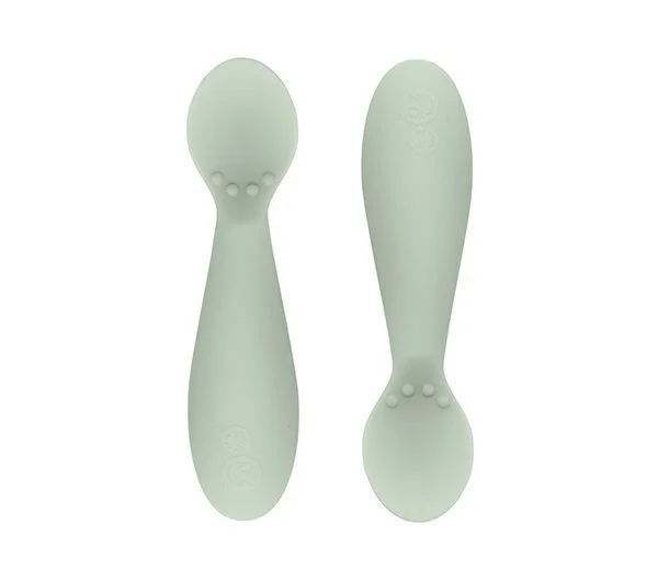 EZPZ Tiny Spoon, Sage – 2 stk. v:3745785 EZPZ Tiny Spoon, Sage – 2 stk. v:3745785