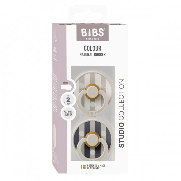 BIBS smokk Studio Colour lateks Size 2 Sand Mix 2 stk v:2519079 BIBS smokk Studio Colour lateks Size 2 Sand Mix 2 stk v:2519079